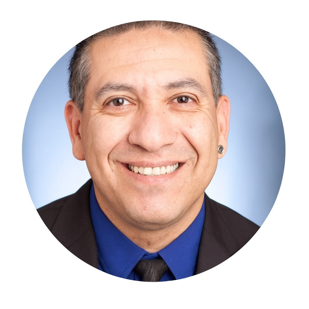 Oliver Uribe, Client Support Specialist